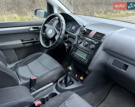 Зеленый Фольксваген Туран, объемом двигателя 1.9 л и пробегом 282 тыс. км за 5100 $, фото 11 на Automoto.ua