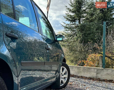 Зеленый Фольксваген Туран, объемом двигателя 1.6 л и пробегом 186 тыс. км за 5150 $, фото 41 на Automoto.ua