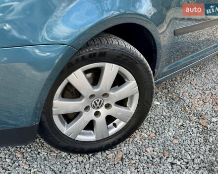 Зеленый Фольксваген Туран, объемом двигателя 1.6 л и пробегом 186 тыс. км за 5150 $, фото 22 на Automoto.ua