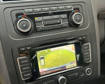 Зеленый Фольксваген Туран, объемом двигателя 2 л и пробегом 282 тыс. км за 10700 $, фото 9 на Automoto.ua