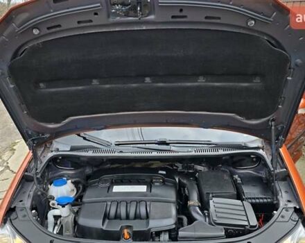 Оранжевый Фольксваген Туран, объемом двигателя 1.6 л и пробегом 243 тыс. км за 9399 $, фото 33 на Automoto.ua