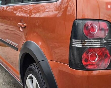 Оранжевый Фольксваген Туран, объемом двигателя 1.6 л и пробегом 243 тыс. км за 9399 $, фото 21 на Automoto.ua