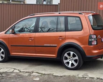 Оранжевый Фольксваген Туран, объемом двигателя 1.6 л и пробегом 243 тыс. км за 9399 $, фото 26 на Automoto.ua