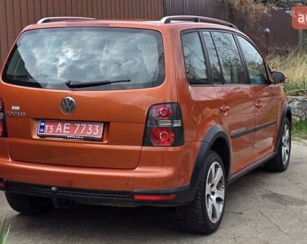 Оранжевый Фольксваген Туран, объемом двигателя 1.6 л и пробегом 243 тыс. км за 9399 $, фото 18 на Automoto.ua
