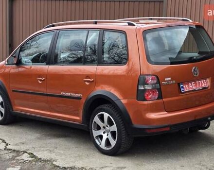 Оранжевый Фольксваген Туран, объемом двигателя 1.6 л и пробегом 243 тыс. км за 9399 $, фото 24 на Automoto.ua