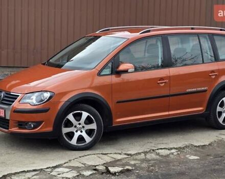 Оранжевый Фольксваген Туран, объемом двигателя 1.6 л и пробегом 243 тыс. км за 9399 $, фото 31 на Automoto.ua