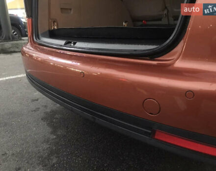 Помаранчевий Фольксваген Туран, об'ємом двигуна 2 л та пробігом 270 тис. км за 8400 $, фото 10 на Automoto.ua