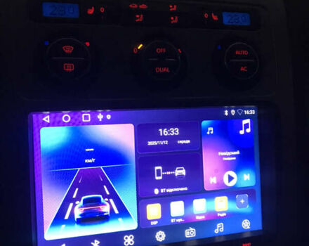 Помаранчевий Фольксваген Туран, об'ємом двигуна 2 л та пробігом 270 тис. км за 8400 $, фото 27 на Automoto.ua