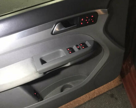 Помаранчевий Фольксваген Туран, об'ємом двигуна 2 л та пробігом 270 тис. км за 8400 $, фото 35 на Automoto.ua