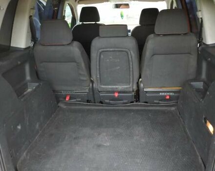 Оранжевый Фольксваген Туран, объемом двигателя 1.9 л и пробегом 230 тыс. км за 8500 $, фото 6 на Automoto.ua