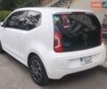 Белый Фольксваген Ап, объемом двигателя 1 л и пробегом 219 тыс. км за 5500 $, фото 3 на Automoto.ua