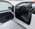 Белый Фольксваген Ап, объемом двигателя 1 л и пробегом 260 тыс. км за 4999 $, фото 11 на Automoto.ua