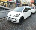 Фольксваген Ап 2013 в Каменце-Подольском на Automoto.ua Белый Фольксваген Ап, объемом двигателя 1 л и пробегом 190 тыс. км за 5600 $, фото 1 на Automoto.ua