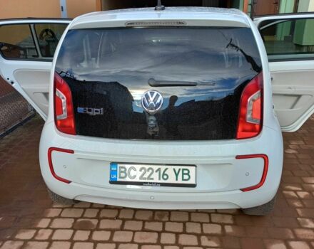 Белый Фольксваген Ап, объемом двигателя 0 л и пробегом 102 тыс. км за 5900 $, фото 5 на Automoto.ua