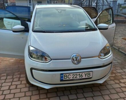 Белый Фольксваген Ап, объемом двигателя 0 л и пробегом 102 тыс. км за 5900 $, фото 7 на Automoto.ua