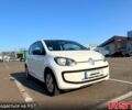 Белый Фольксваген Ап, объемом двигателя 1 л и пробегом 305 тыс. км за 3800 $, фото 2 на Automoto.ua