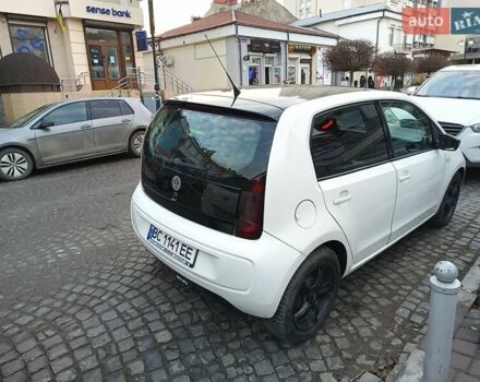 Фольксваген Ап 2013 в Каменце-Подольском на Automoto.ua Белый Фольксваген Ап, объемом двигателя 1 л и пробегом 190 тыс. км за 5600 $, фото 1 на Automoto.ua