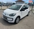 Белый Фольксваген Ап, объемом двигателя 1 л и пробегом 306 тыс. км за 4690 $, фото 1 на Automoto.ua