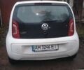 Білий Фольксваген Ап, об'ємом двигуна 1 л та пробігом 150 тис. км за 7000 $, фото 1 на Automoto.ua