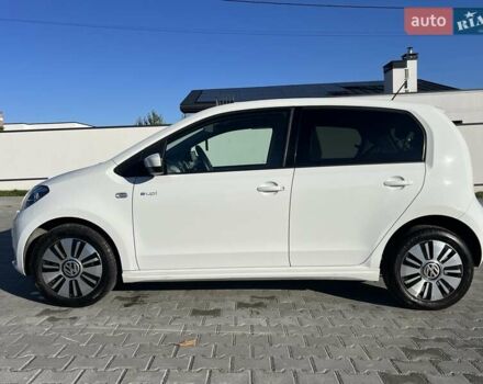 Белый Фольксваген Ап, объемом двигателя 0 л и пробегом 82 тыс. км за 5950 $, фото 6 на Automoto.ua