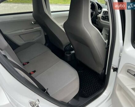 Белый Фольксваген Ап, объемом двигателя 0 л и пробегом 82 тыс. км за 5950 $, фото 26 на Automoto.ua