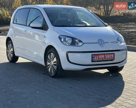 Белый Фольксваген Ап, объемом двигателя 0 л и пробегом 82 тыс. км за 5950 $, фото 5 на Automoto.ua