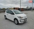 Белый Фольксваген Ап, объемом двигателя 1 л и пробегом 172 тыс. км за 5950 $, фото 1 на Automoto.ua