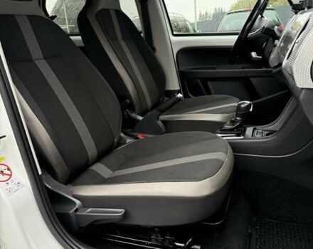 Белый Фольксваген Ап, объемом двигателя 0 л и пробегом 78 тыс. км за 8499 $, фото 28 на Automoto.ua