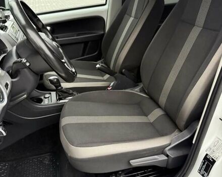 Белый Фольксваген Ап, объемом двигателя 0 л и пробегом 78 тыс. км за 8499 $, фото 15 на Automoto.ua