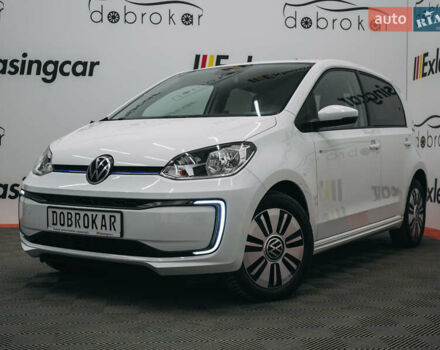 Белый Фольксваген Ап, объемом двигателя 0 л и пробегом 54 тыс. км за 10539 $, фото 9 на Automoto.ua