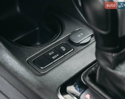 Белый Фольксваген Ап, объемом двигателя 0 л и пробегом 54 тыс. км за 10539 $, фото 40 на Automoto.ua