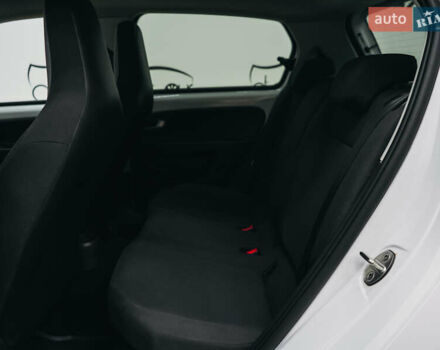 Белый Фольксваген Ап, объемом двигателя 0 л и пробегом 54 тыс. км за 10539 $, фото 47 на Automoto.ua