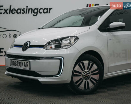 Белый Фольксваген Ап, объемом двигателя 0 л и пробегом 54 тыс. км за 10539 $, фото 13 на Automoto.ua