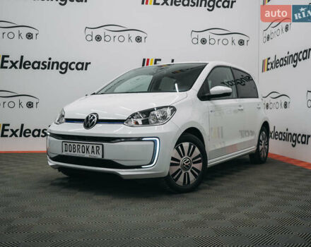 Белый Фольксваген Ап, объемом двигателя 0 л и пробегом 54 тыс. км за 10539 $, фото 11 на Automoto.ua