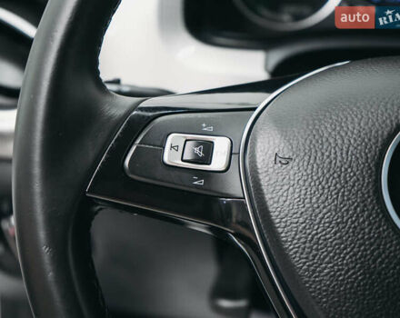 Белый Фольксваген Ап, объемом двигателя 0 л и пробегом 54 тыс. км за 10539 $, фото 34 на Automoto.ua