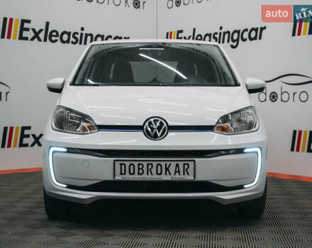 Белый Фольксваген Ап, объемом двигателя 0 л и пробегом 54 тыс. км за 10539 $, фото 6 на Automoto.ua