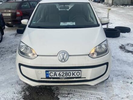 Белый Фольксваген Ап, объемом двигателя 1 л и пробегом 138 тыс. км за 5700 $, фото 1 на Automoto.ua