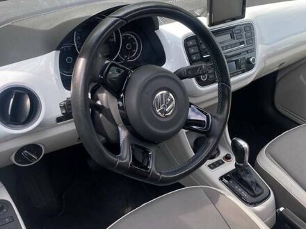 Фольксваген Ап 2014 у Києві на Automoto.ua Білий Фольксваген Ап, об'ємом двигуна 0 л та пробігом 115 тис. км за 6100 $, фото 1 на Automoto.ua