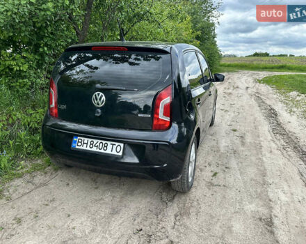 Чорний Фольксваген Ап, об'ємом двигуна 1 л та пробігом 156 тис. км за 5200 $, фото 3 на Automoto.ua