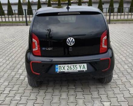 Чорний Фольксваген Ап, об'ємом двигуна 0 л та пробігом 113 тис. км за 5900 $, фото 8 на Automoto.ua