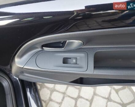 Черный Фольксваген Ап, объемом двигателя 1 л и пробегом 41 тыс. км за 6300 $, фото 23 на Automoto.ua