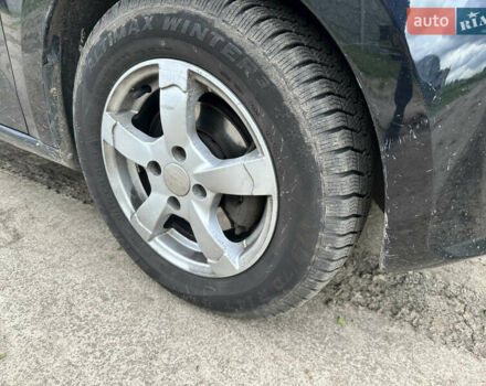 Чорний Фольксваген Ап, об'ємом двигуна 1 л та пробігом 156 тис. км за 5200 $, фото 1 на Automoto.ua