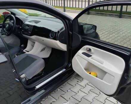 Чорний Фольксваген Ап, об'ємом двигуна 0 л та пробігом 113 тис. км за 5900 $, фото 10 на Automoto.ua