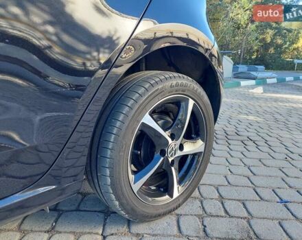 Черный Фольксваген Ап, объемом двигателя 1 л и пробегом 41 тыс. км за 6300 $, фото 18 на Automoto.ua