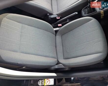 Черный Фольксваген Ап, объемом двигателя 1 л и пробегом 41 тыс. км за 6300 $, фото 21 на Automoto.ua