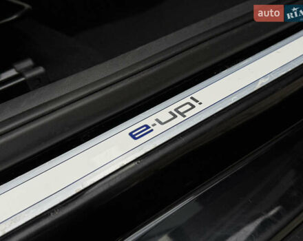 Черный Фольксваген Ап, объемом двигателя 0 л и пробегом 102 тыс. км за 6300 $, фото 16 на Automoto.ua