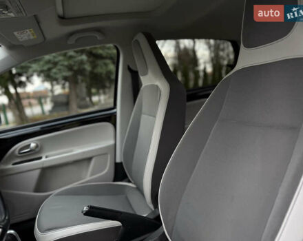 Черный Фольксваген Ап, объемом двигателя 0 л и пробегом 102 тыс. км за 6300 $, фото 57 на Automoto.ua