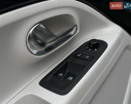 Черный Фольксваген Ап, объемом двигателя 0 л и пробегом 102 тыс. км за 6300 $, фото 43 на Automoto.ua