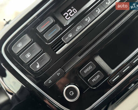 Черный Фольксваген Ап, объемом двигателя 0 л и пробегом 102 тыс. км за 6300 $, фото 29 на Automoto.ua