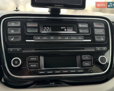 Черный Фольксваген Ап, объемом двигателя 0 л и пробегом 102 тыс. км за 6300 $, фото 35 на Automoto.ua